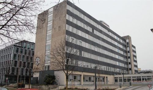 Die Mehrheit des Kreisausschusses befürwortet eine Aufstockung des Landratsamtes.Foto Hadersbeck