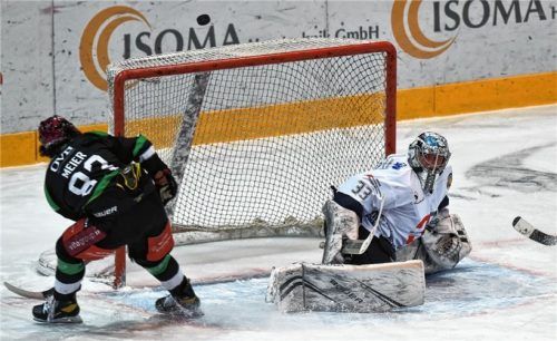 Eine der vergebenen Chancen der Starbulls durch Tobias Meier, der aber dennoch auf zwei Treffer kam.Fotos Ziegler