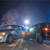 Vier Personen bei Unfall verletzt