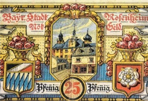 Rosen und Heimat – und immer wieder grüßt das Mittertor als Wahrzeichen.