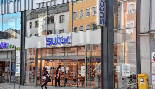Viele Gerüchte ranken sich derzeit in Rosenheim um den Fortbestand der Sutor-Filiale in der Münchener Straße 27. Foto Schlecker