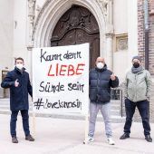 Protest gegen den Bescheid aus Rom