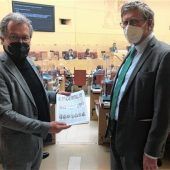 OVB-Aktion: Unterlagen übergeben