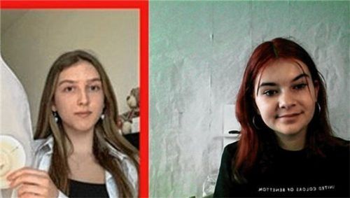 Caroline Musin (links) und Amelie Aulinger vom Ignaz-Günther-Gymnasium Rosenheim nahmen mit dem Projekt „Hightech-Stomabeutel“ im Fachgebiet Arbeitswelt teil. Fotos re