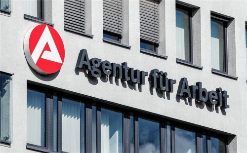 Ein Anstieg der Arbeitslosigkeit ist im Bezirk der Agentur für Arbeit Traunstein spürbar. Foto dpa