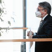 Maskenskandal: Abgeordnete in der Kritik