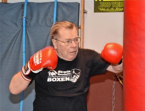 Hat einen offenen Brief an Oberbürgermeister Andreas März geschrieben: Günter Ziegler, Vorsitzender des Vereins DJK Bavaria Rosenheim.Foto  Schlecker