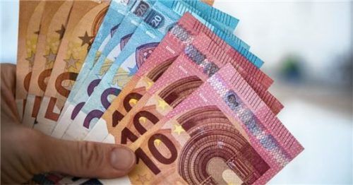 Die nicht gezahlte Miete und andere offene Rechnungen führten zu knapp 48000 Euro Schulden. Foto re