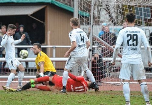 Im November 2018 trafen 1860 Rosenheim und der TSV Buchbach in Rosenheim aufeinander. Am 34. Spieltag der laufenden Saison ist das Duell erneut angesetzt.Foto Ruprecht