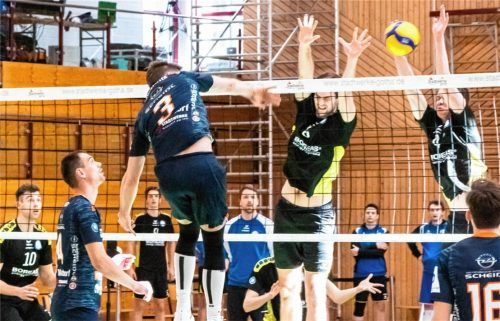 Nach einem positiven Corona-Test am Samstagvormittag wurde das Spiel am Abend abgesagt. Die Leipziger hatten sich gerade auf den Weg gemacht und waren nach vier Kilometern wieder umgekehrt.Foto Bartsch