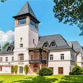 Schloss Pullach in neuen Händen