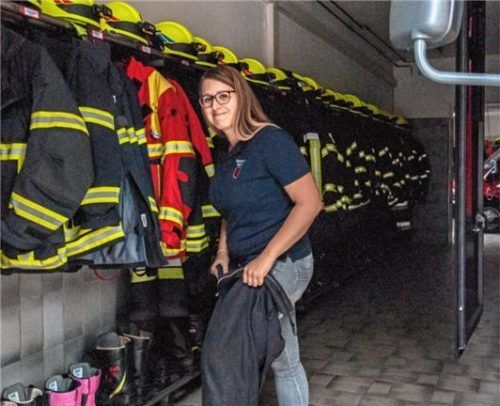 So eng war es früher: Nur dass im Einsatzfall Feuerwehrfrau Melanie Tschiche nicht allein war, sondern die ganze Besatzung des Fahrzeugs sich hier umgezogen hat.
