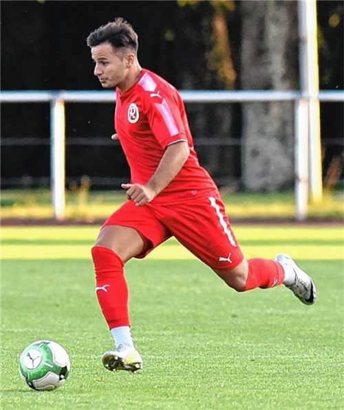 Stürmer Danijel Majdancevic spielt bis 30. Juni 2022 beim Fußball-Regionalligisten 1860 Rosenheim. Foto  Ziegler
