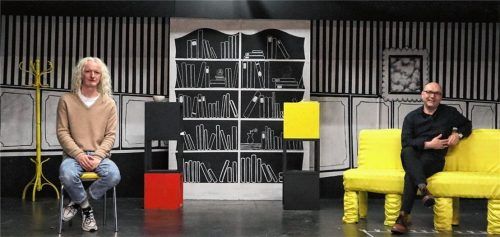 Warten auf die Wiedereröffnung: der Vorstand des „TAM-OST“, Alexander Zinn und Gerhard Sellmair (von links). Foto Seeberg