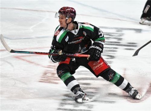 Wieder ein Tor erzielt: Auf Bohumil Slavicek ist Verlass. In zwei Spielen schaffte er sechs Scorerpunkte. Foto  Ziegler