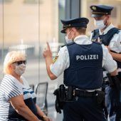 Anzeigen statt erhobener Zeigefinger