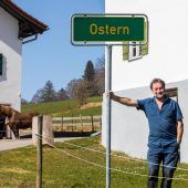 Der Mann, der in Ostern lebt