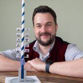 Miniatur-Maibaum zum Selbstbasteln