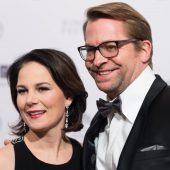 Zwei Töchter, verheiratet, Lieblingssprung Doppelsalto