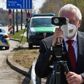 Leere Straßen verleiten zum Rasen
