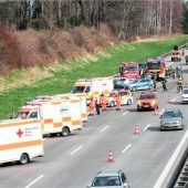 Unfall auf der A8 sorgt für Stau in Richtung München
