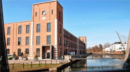 An der Stelle, wo sich damals das Hauptgebäude befand, steht heute dieser Bau.