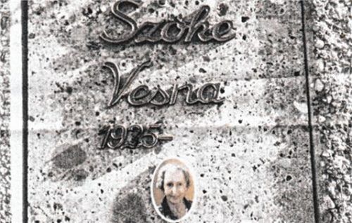 Die Inschrift auf Vesna Szökes reservierter Urnennische wurde versehentlich entfernt. Foto RE