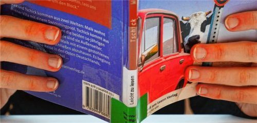 Die Stadtbibliothek Rosenheim erweitert den Bestand der Bücher in einfacher Sprache. Foto Stadtbibliothek Rosenheim