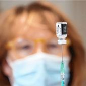 Impfung: Forderungen und offene Fragen