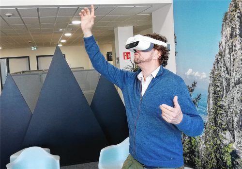 In seinem Element: Wenn Michael Seyfried die 3D-Brille trägt, versinkt er in andere Welten. Foto Sautter