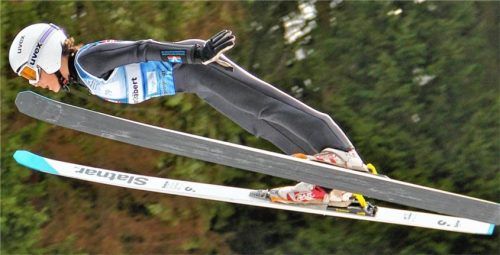 Der Oberaudorfer Jonathan Gräbert holte zwei Siege in der Nordischen Kombination.
