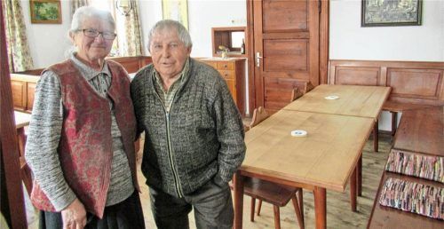 Maria und Karl Kreidl würden ihr Dorfwirtshaus in Höhenmoos zu gerne wieder öffnen und könnten das auch sofort – wenn sie denn dürften.Foto Hötzelsperger