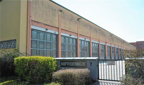 Mehr Platz für die Brandbekämpfer: Auf der Wache in Rosenheim sollen drei Dachgauben installiert werden. Foto Schlecker