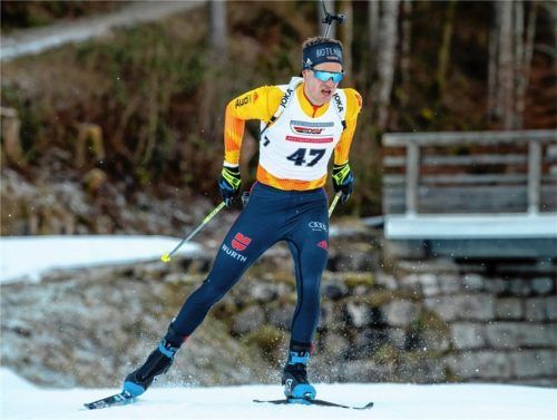 Nicht nur an seiner Trainingsstätte in der Ruhpoldinger Chiemgau-Arena flott unterwegs: Biathlet Dominic Schmuck vom SC Schleching. Foto Ernst Wukits
