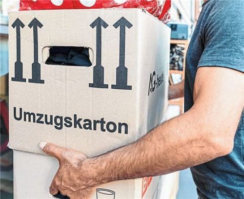 Um das Mietobjekt nach Kündigung zu räumen, hat der Mieter nur eine bestimmte Zeit. Wenn sie überschritten ist, dürfen Vermieter Sachen aber nicht selbst entsorgen. Foto Markus Scholz/dpa