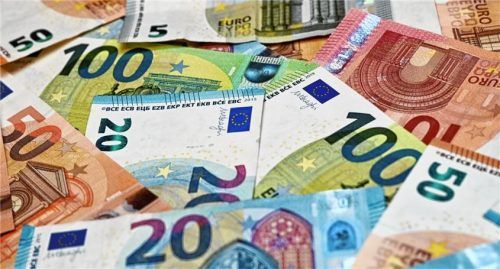 Um gut 43000Euro erleichterte ein Postangestellter seine Filiale. Foto dpa