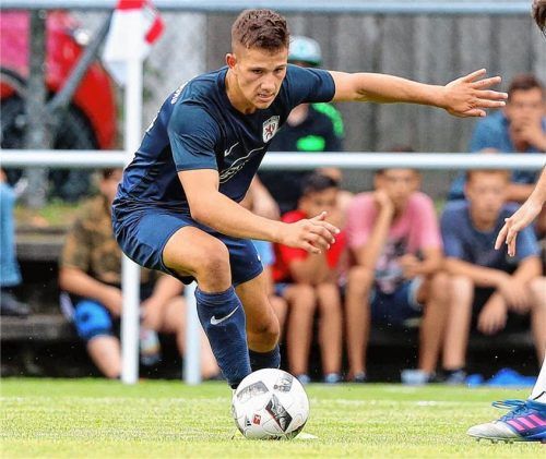 Wasserburgs Goalgetter Robin Ungerath wechselt in die Regionalliga nach Burghausen. Foto Christian Butzhammer