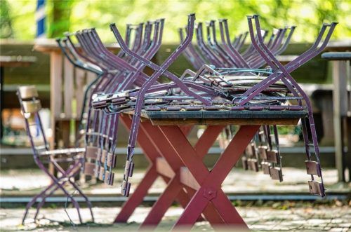 Bald wieder Biergarten? Bei einer stabilen Sieben-Tage-Inzidenz unter 100 im jeweiligen Stadt- oder Landkreis dürfte die Außengastronomie wieder öffnen. Foto dpa