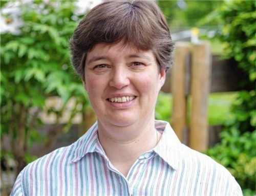 Birgitt Schiebel, Mitglied im Pfarrverband, hat an der digitalen Bewerbungsmappe mitgewirkt und ist davon begeistert.