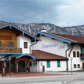 LED-Werbeschrift und Masten genehmigt