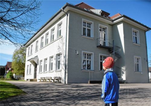 Die Grundschule an der Prinzregentenstraße ist ein Musterbeispiel zeitgemäßer Gebäudesanierung mit Vollwärme- schutz.Foto Ruprecht
