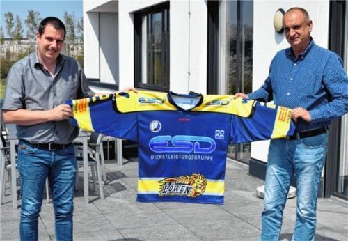Die Partnerschaft zwischen der ESD Dienstleistungsgruppe und dem EHC Waldkraiburg bleibt bestehen.Foto Del Grosso