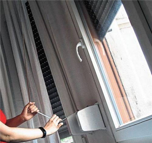 Geht der Rollladen kaputt, stellt sich oft die Frage: Wer muss die Reparatur bezahlen.Foto : dpa