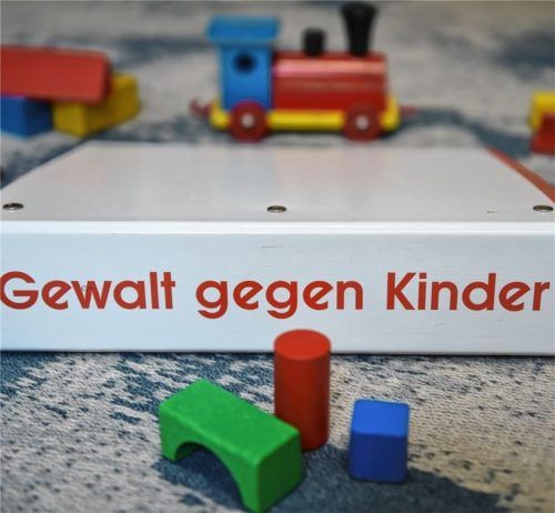 Kindesmisshandlungen haben laut den offiziellen Zahlen seit Beginn der Pandemie nicht zugenommen. Foto dpa