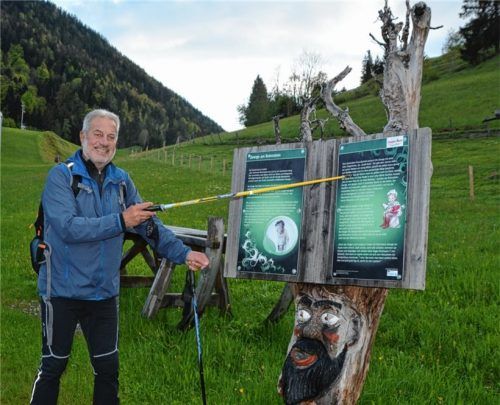 Markus Hartmann aus Niederaudorf führt seit einigen Jahren Themenwanderungen durch Oberaudorf. Auch auf dem Sagenweg am Hocheck ist er unterwegs. Fotos Forster