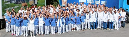 Mitarbeiter der Kolbermoorer Firma Stangelmayer haben Arbeitszeit für Erbebenopfern in Kroatien gespendet. Foto re