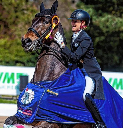 Siegten in Hagen: Jessica von Bredow-Werndl und TSF Dalera BB.Foto equestrian worldwide