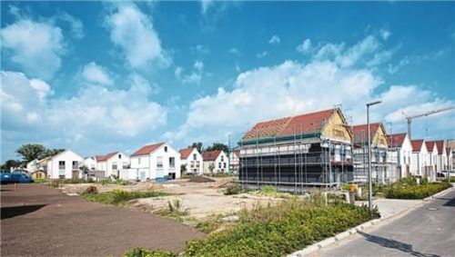 Wer Bauen will, muss sich an Regeln halten. Foto Florian Schuh/dpa