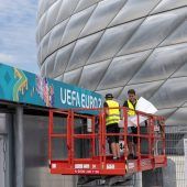 14 000 dürfen in die Allianz Arena