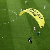 Bruchlandung für Greenpeace